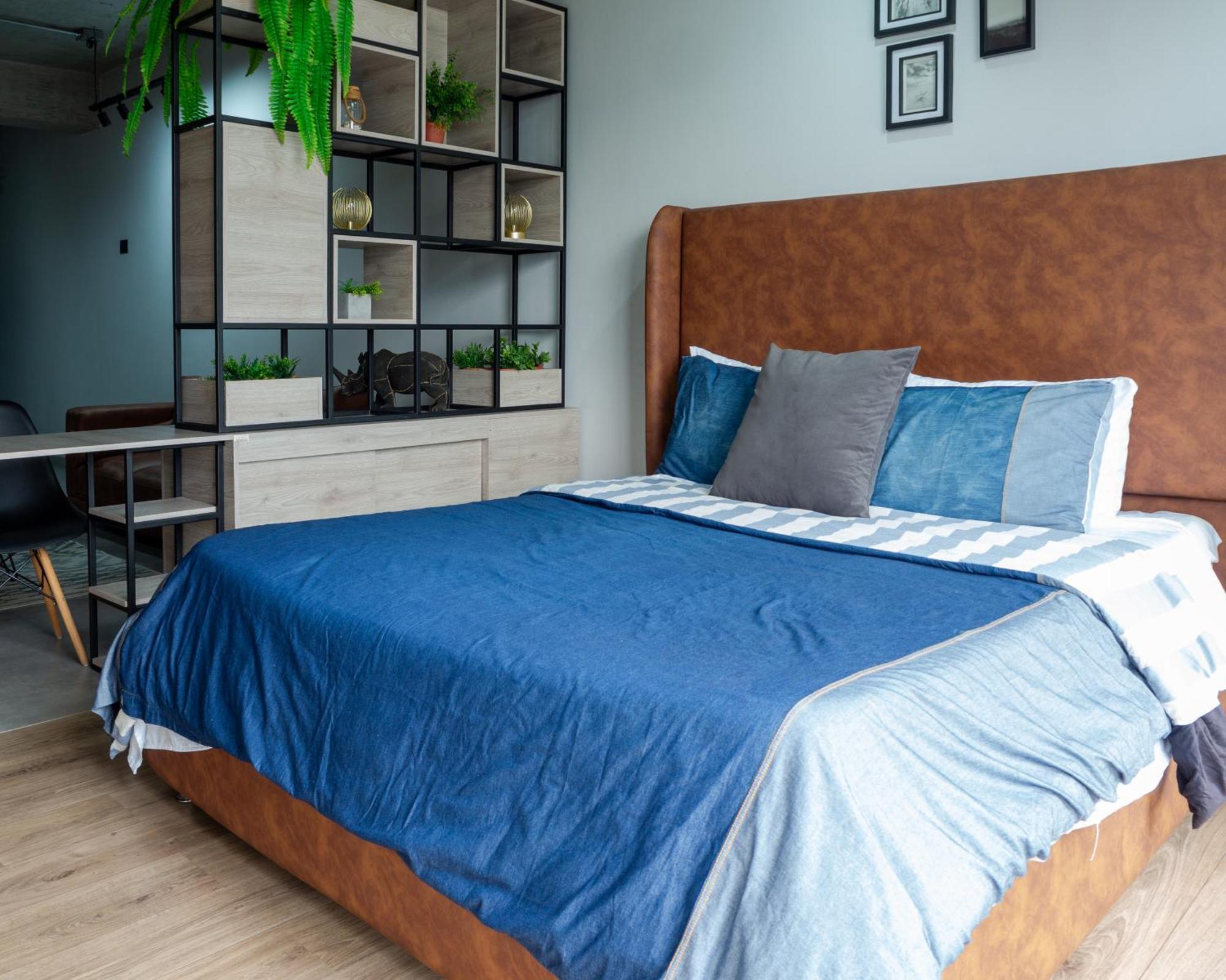 Luxury Laureles Loft Near Dining & Bars Medellín