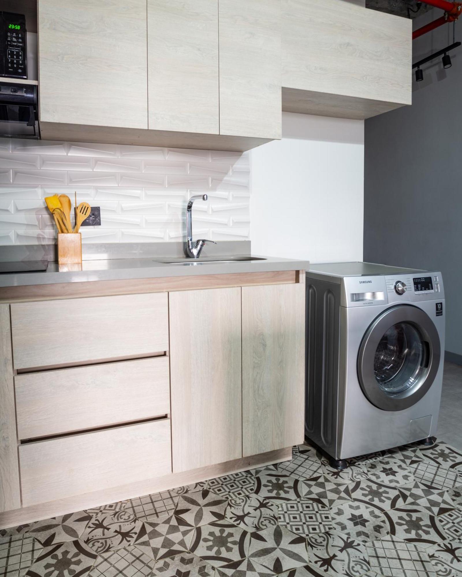 Luxury Laureles Loft Near Dining & Bars