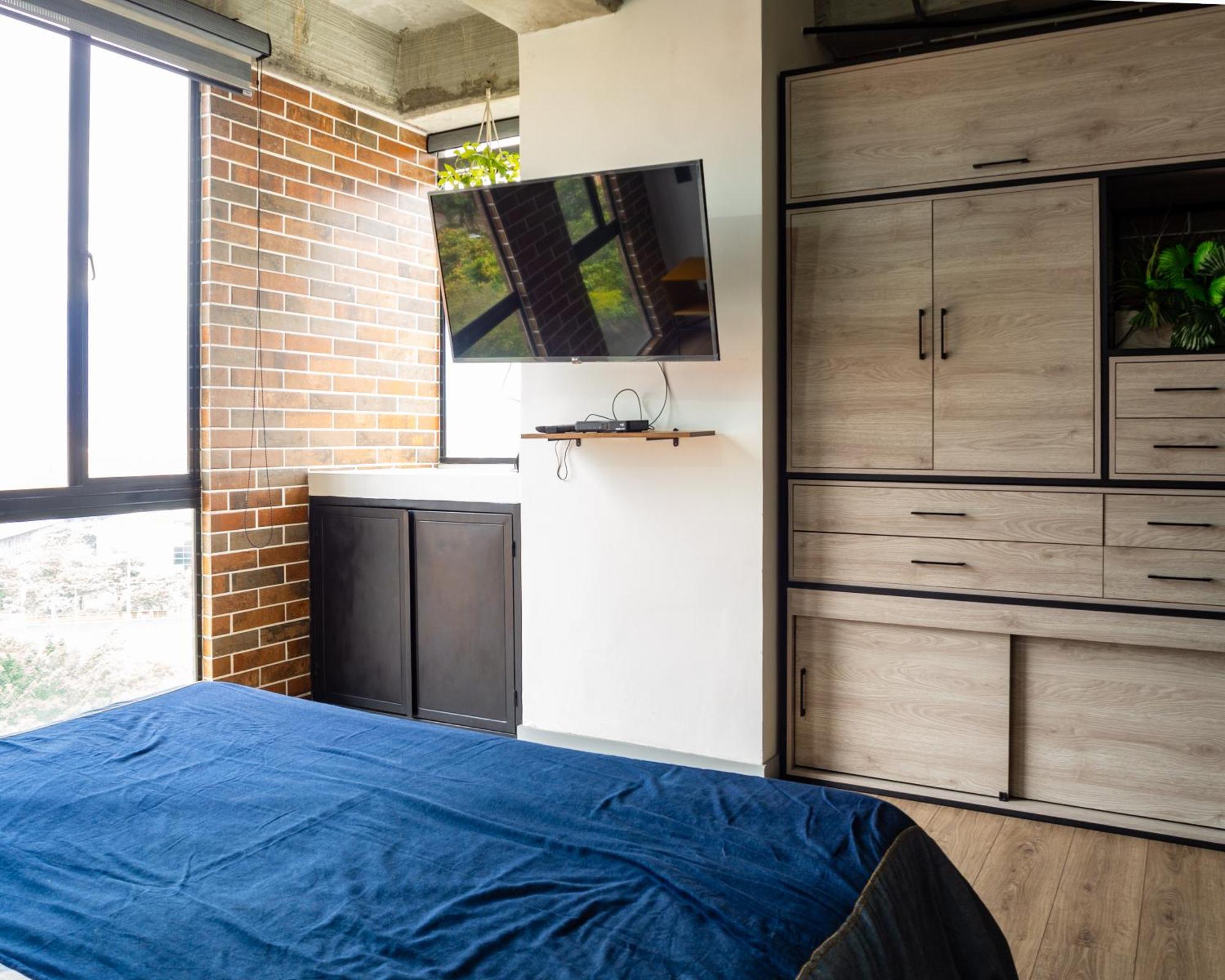 Luxury Laureles Loft Near Dining & Bars Apartamento