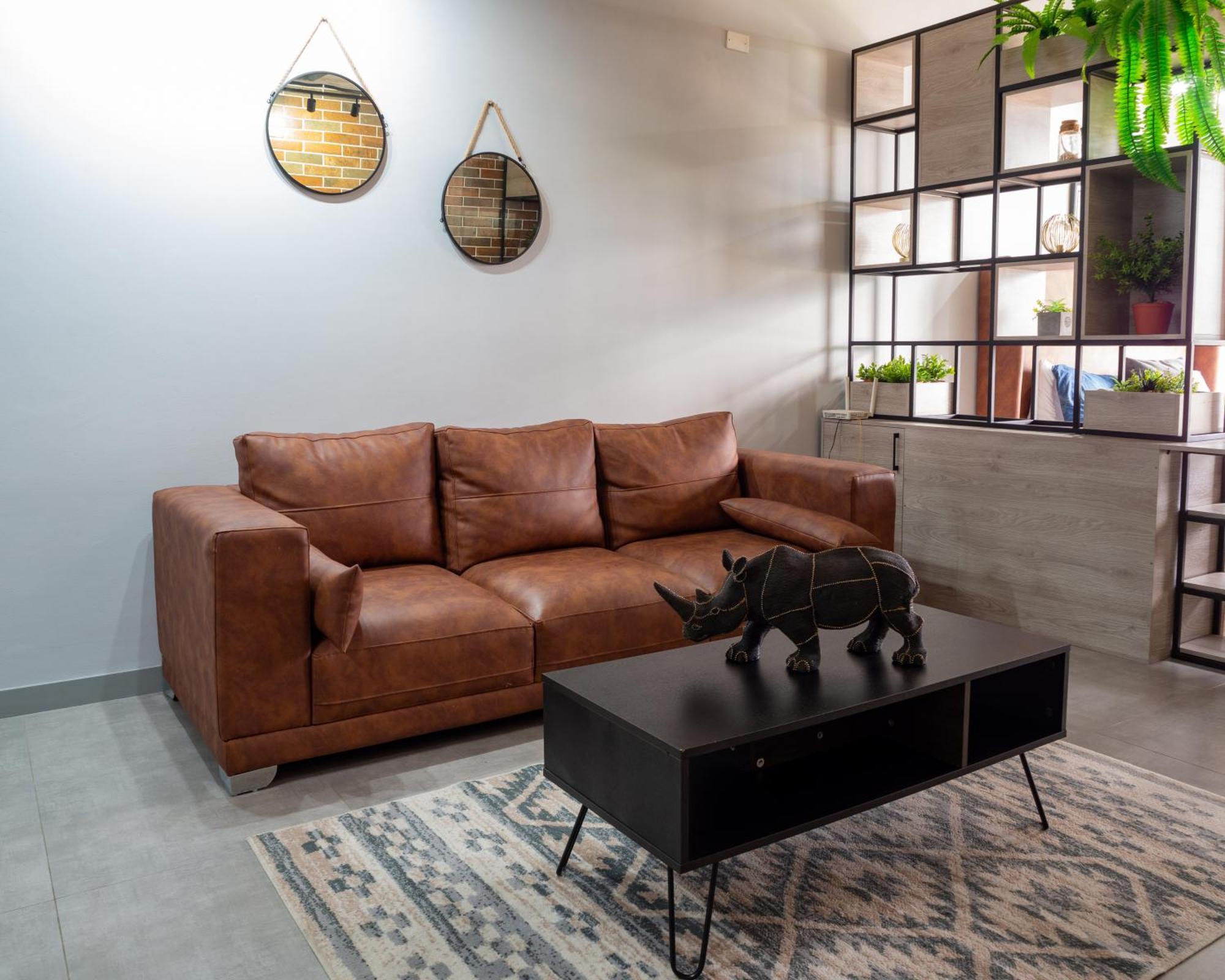 Luxury Laureles Loft Near Dining & Bars Medellín